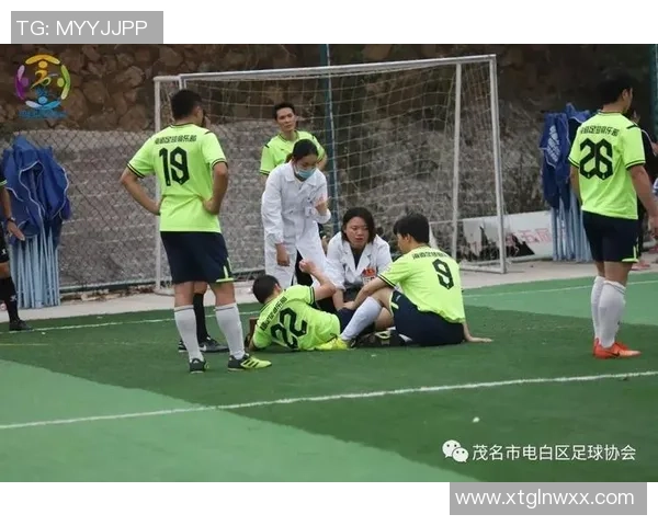 广东足球解说员的精彩瞬间与背后故事揭秘